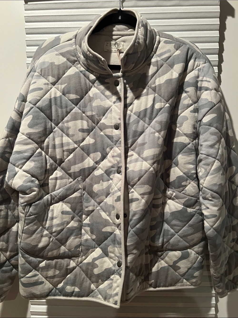 Z Supply Quilted Camo Puffer Jacket - Gray & Cream